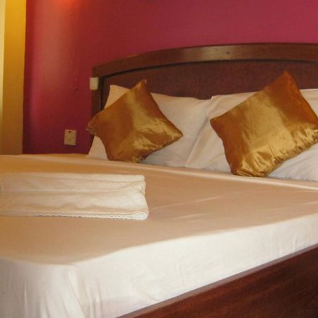 Iris Hotel Dar Es Salaam Eksteriør billede