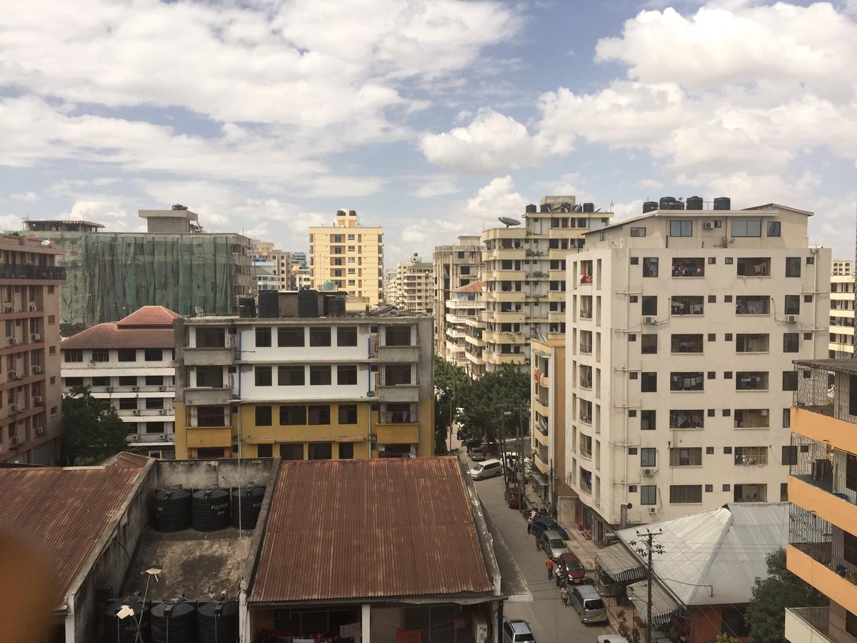 Iris Hotel Dar Es Salaam Eksteriør billede