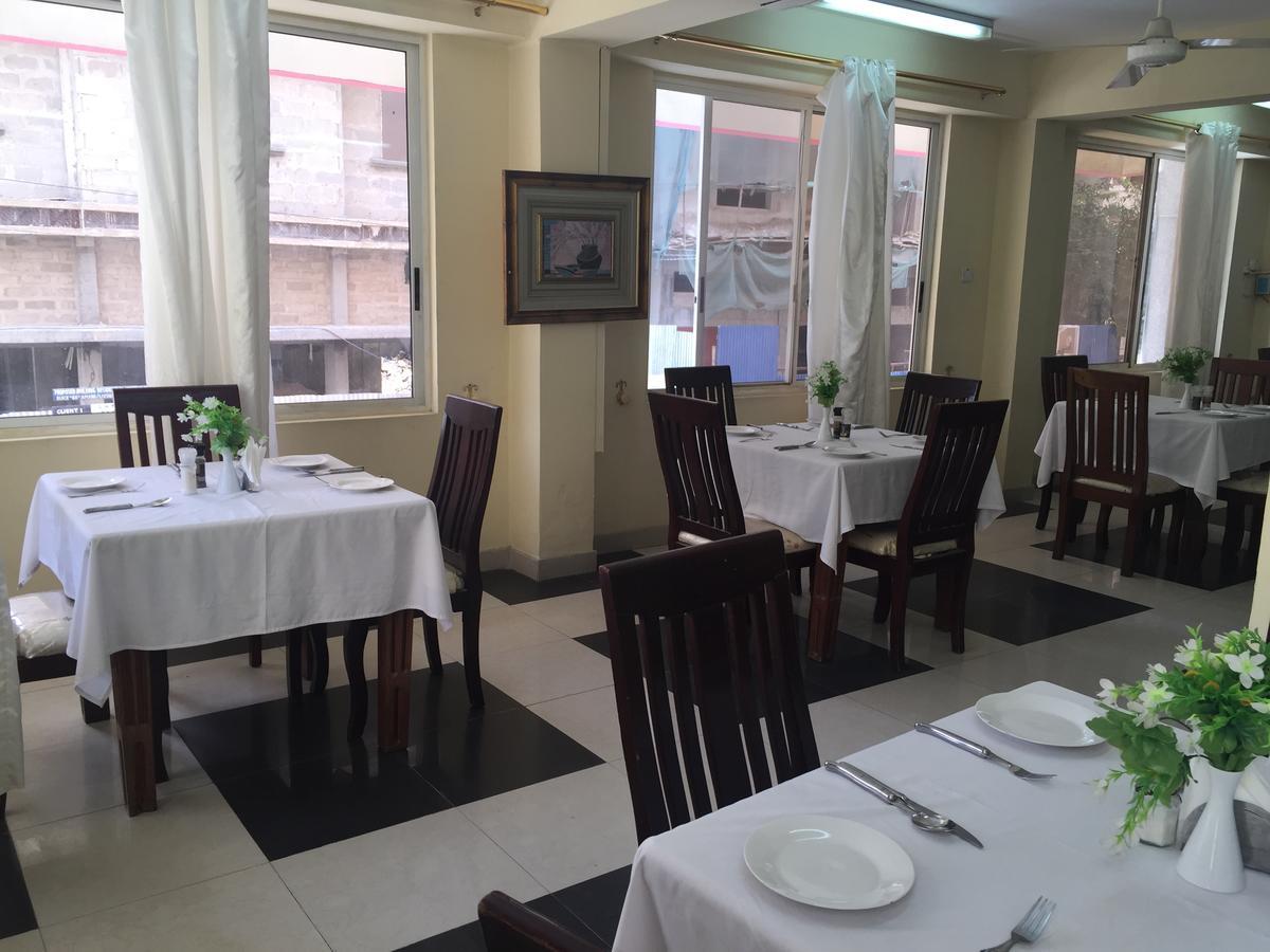 Iris Hotel Dar Es Salaam Eksteriør billede