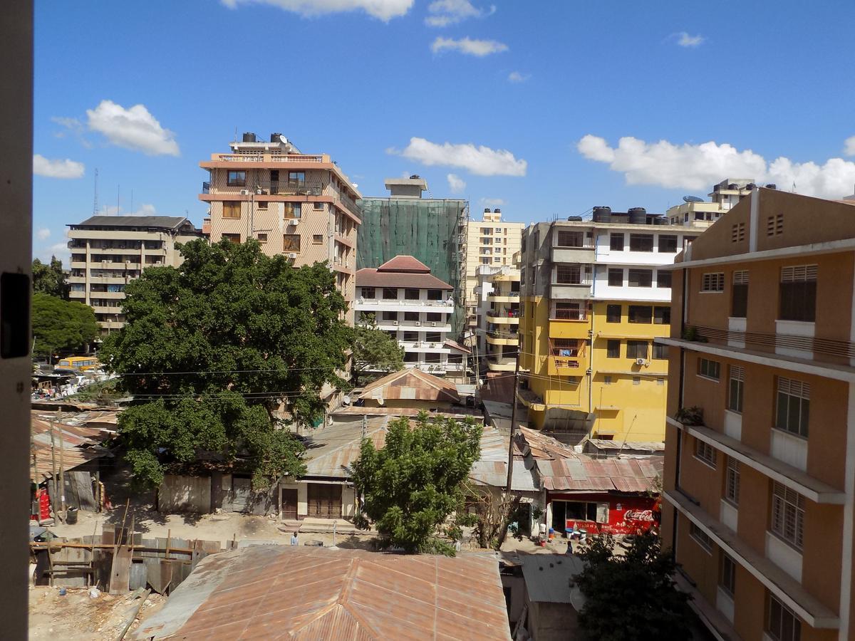 Iris Hotel Dar Es Salaam Eksteriør billede