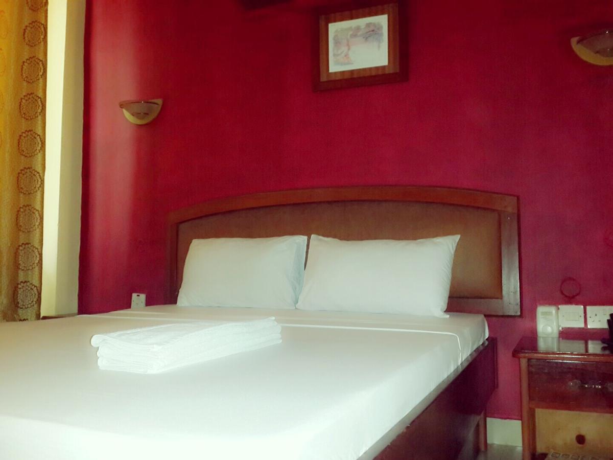 Iris Hotel Dar Es Salaam Eksteriør billede