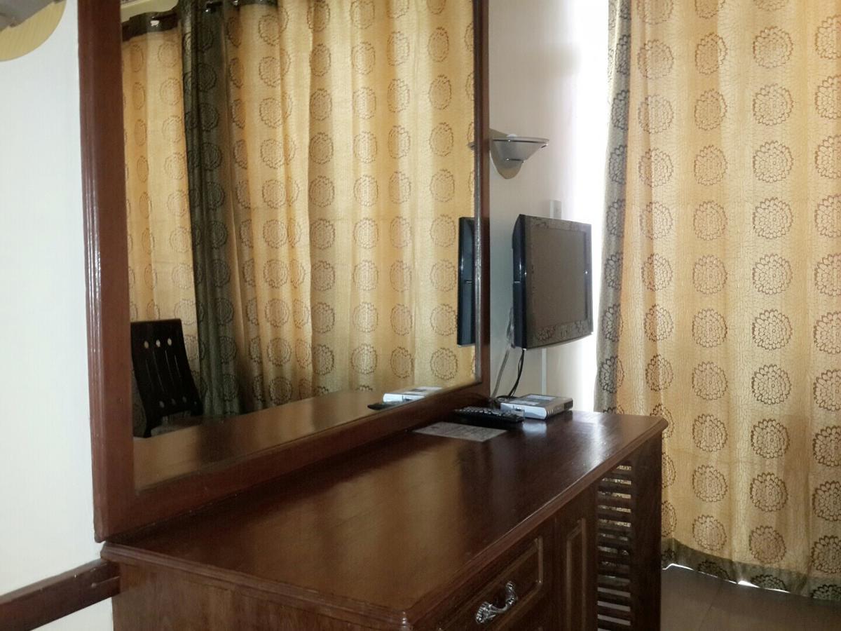 Iris Hotel Dar Es Salaam Eksteriør billede