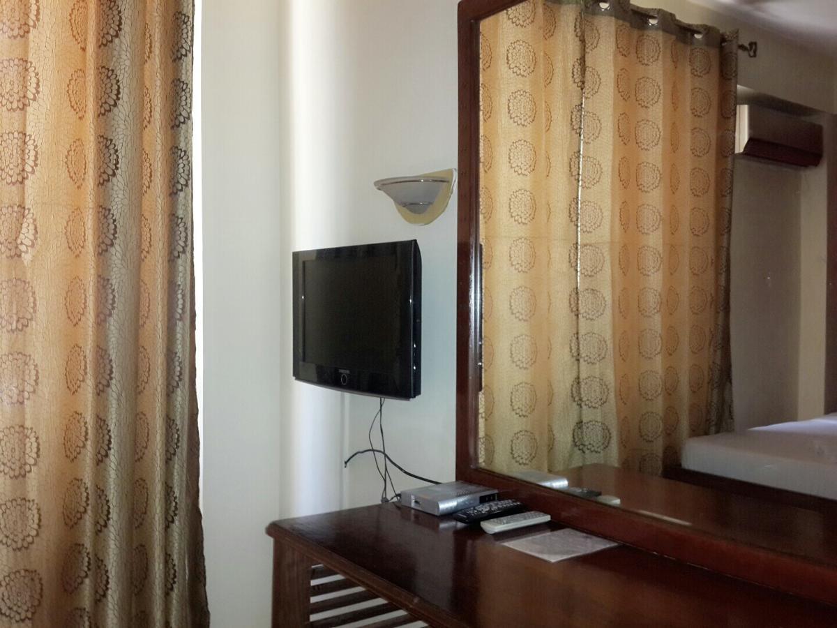 Iris Hotel Dar Es Salaam Eksteriør billede