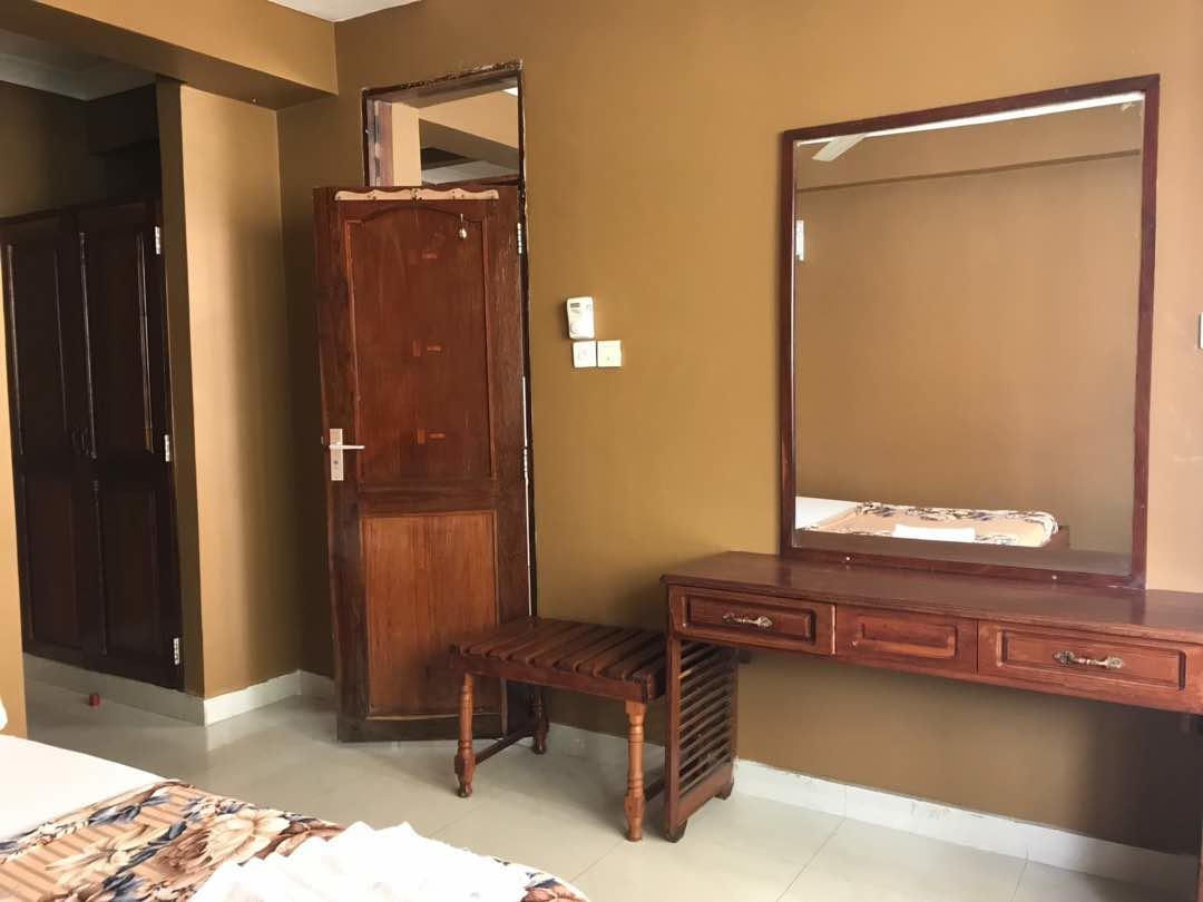 Iris Hotel Dar Es Salaam Eksteriør billede